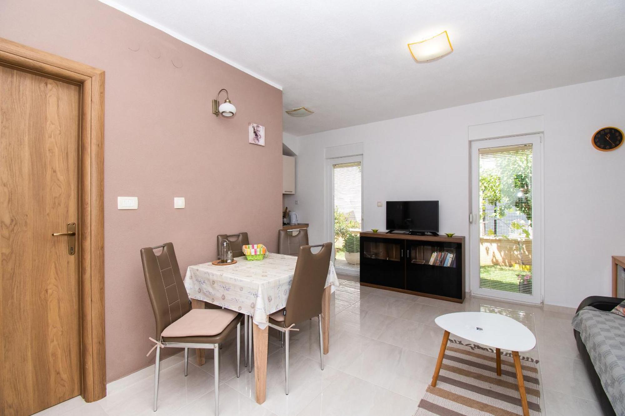 Apartment Ninic スリマ エクステリア 写真